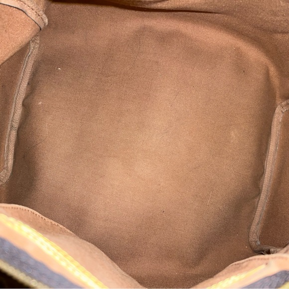 Authentic Louis Vuitton bag - Picture 6 of 12